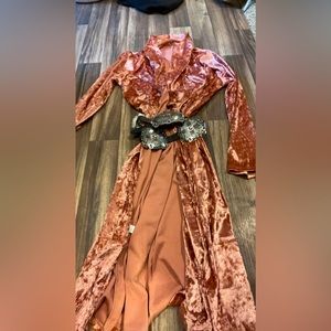 Cute duster never wore rose gold velvet